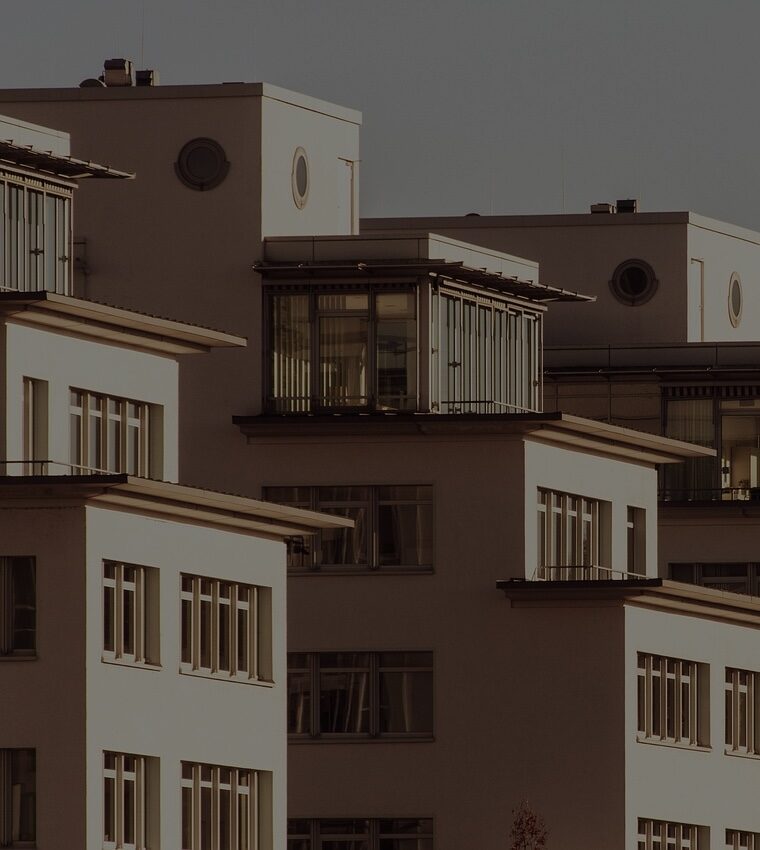 Houses 8618837 1280 2 E1765396184188